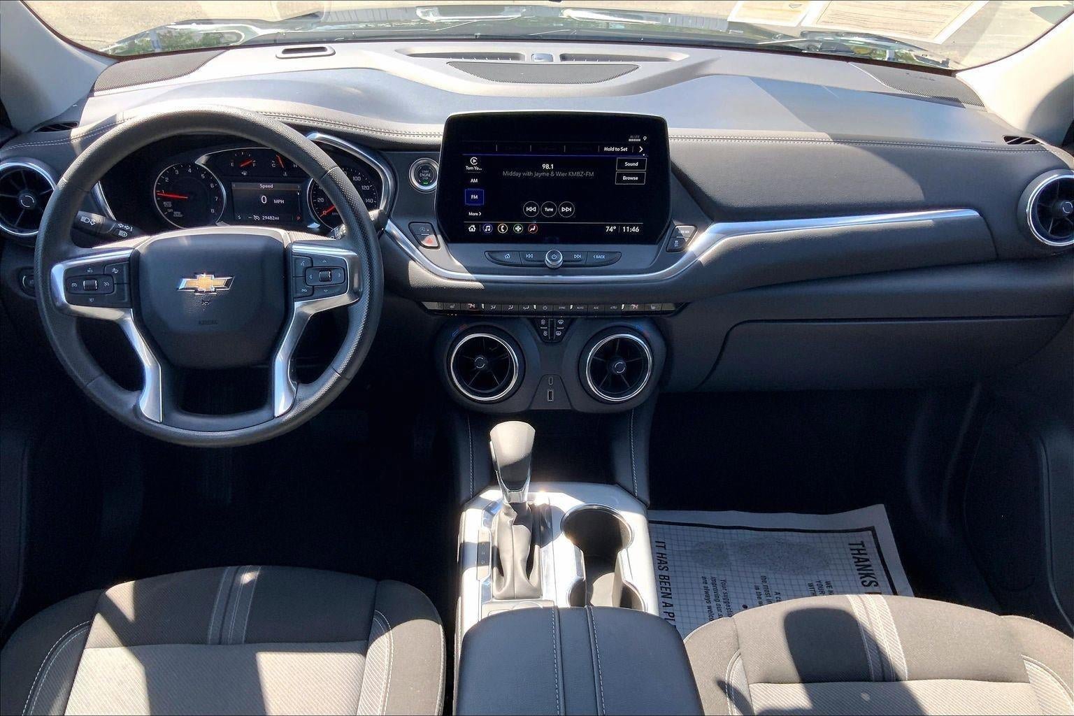 Used 2025 Chevrolet Blazer LT FWD image 14