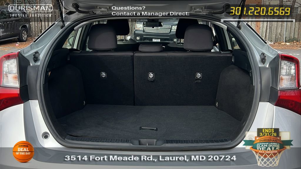 Used 2022 Toyota Prius LE image 15