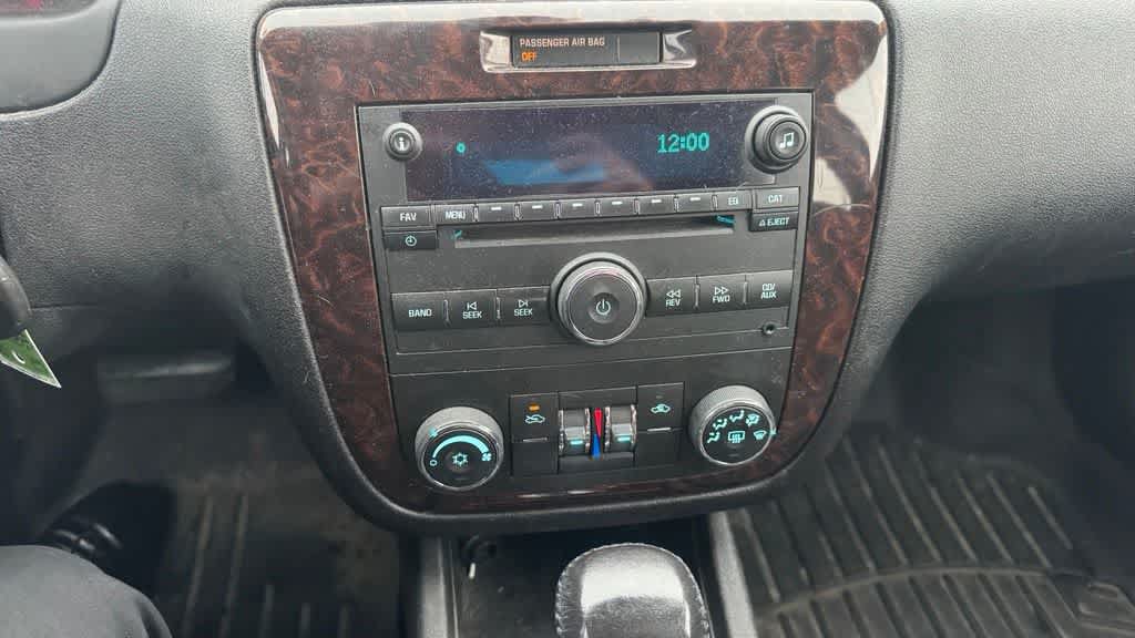 Used 2012 Chevrolet Impala LT FWD image 20