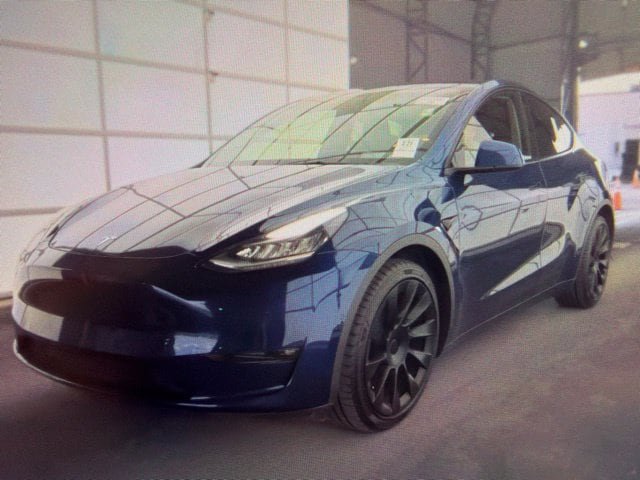 Used 2021 Tesla Model Y Long Range AWD/4WD image 2