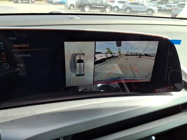 New 2026 Cadillac Vistiq Sport image 30