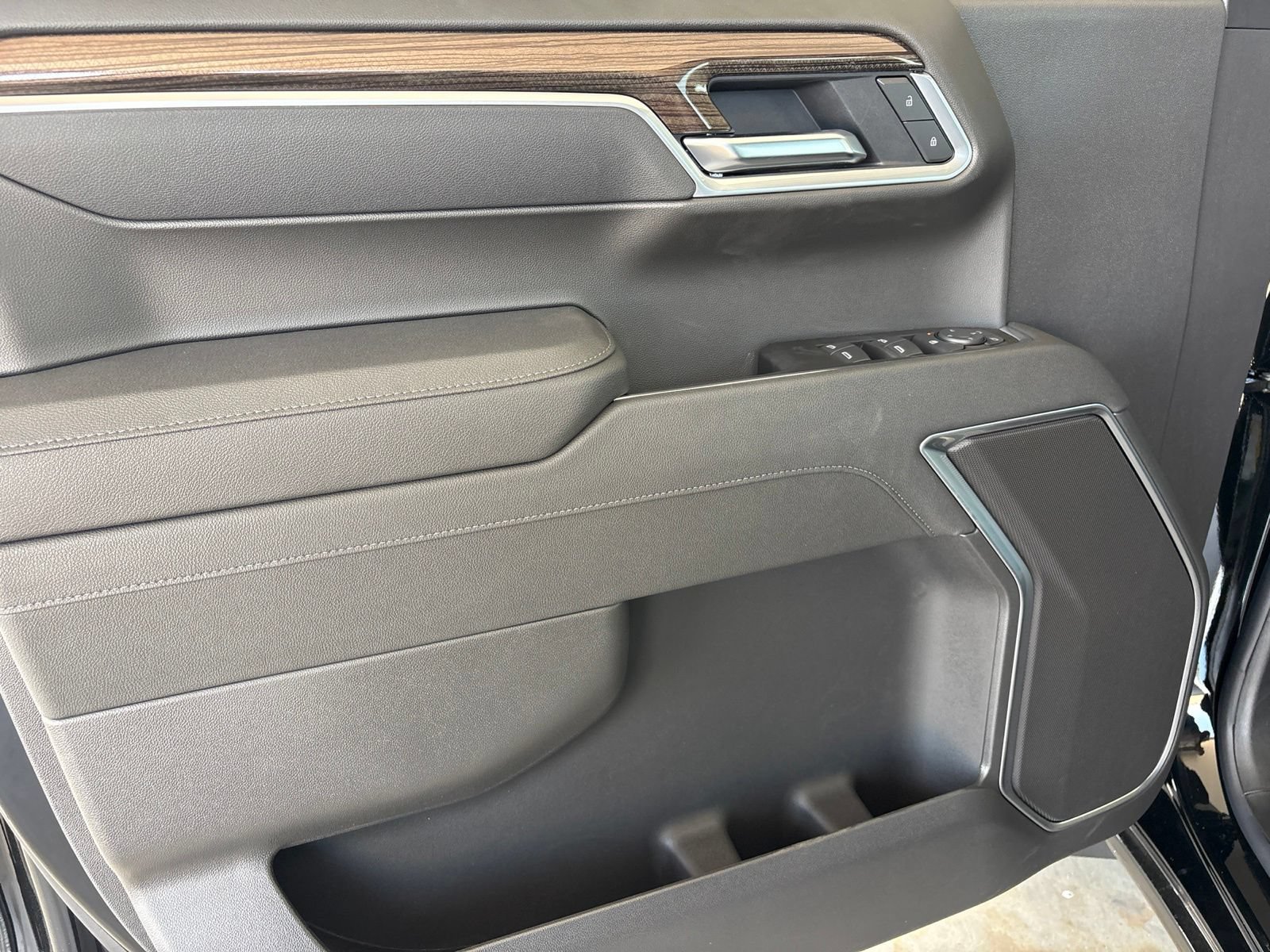 New 2026 Chevrolet Silverado 1500 LT w/ Texas Edition Plus RWD image 10