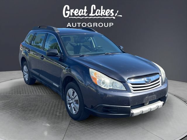 Used 2010 Subaru Outback 2.5i AWD/4WD image 7