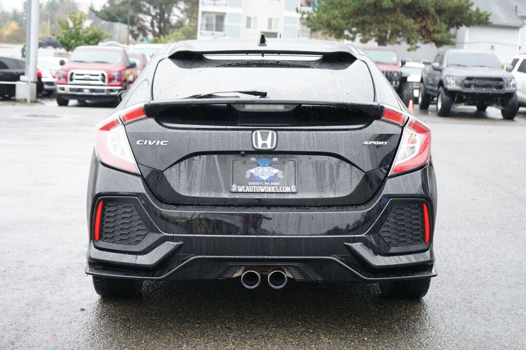 Used 2018 Honda Civic Sport image 4