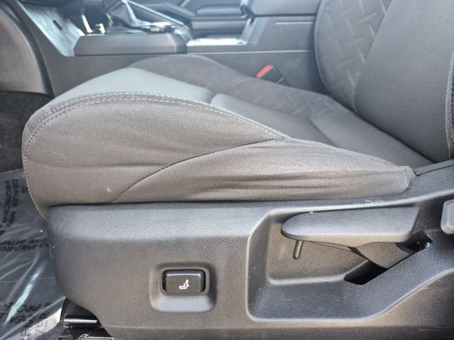Used 2024 Toyota Tacoma SR5 AWD/4WD image 17