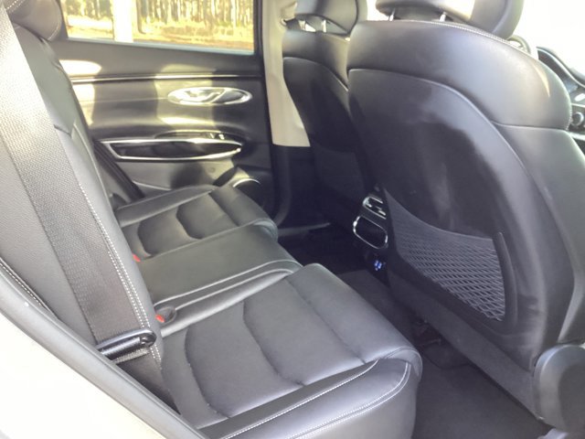 Used 2025 Genesis GV70 2.5T image 13