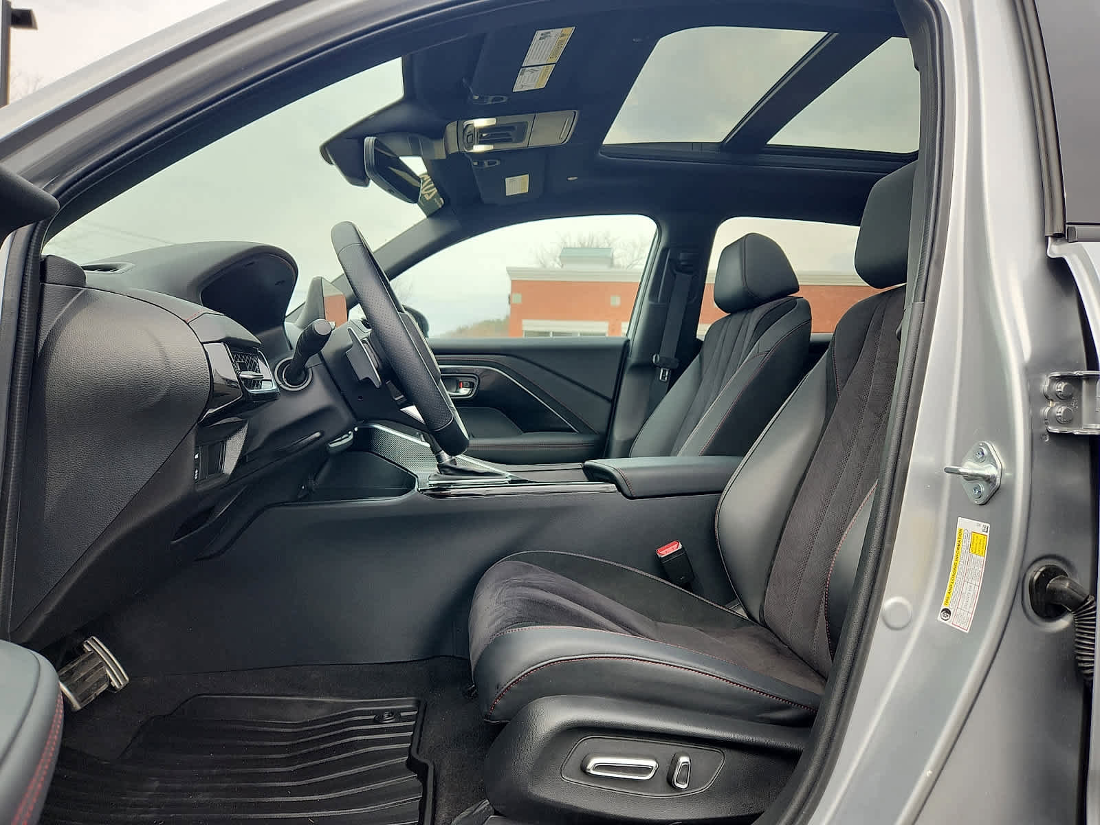 Certified 2025 Acura ADX A-Spec image 14