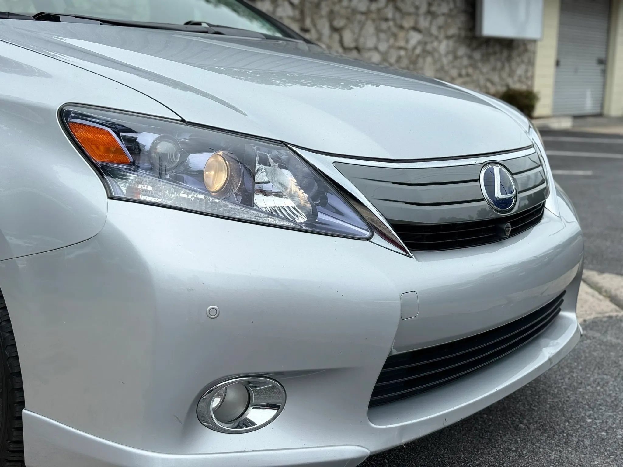 Used 2010 Lexus HS 250h Premium w/ Park Assist Pkg FWD image 12
