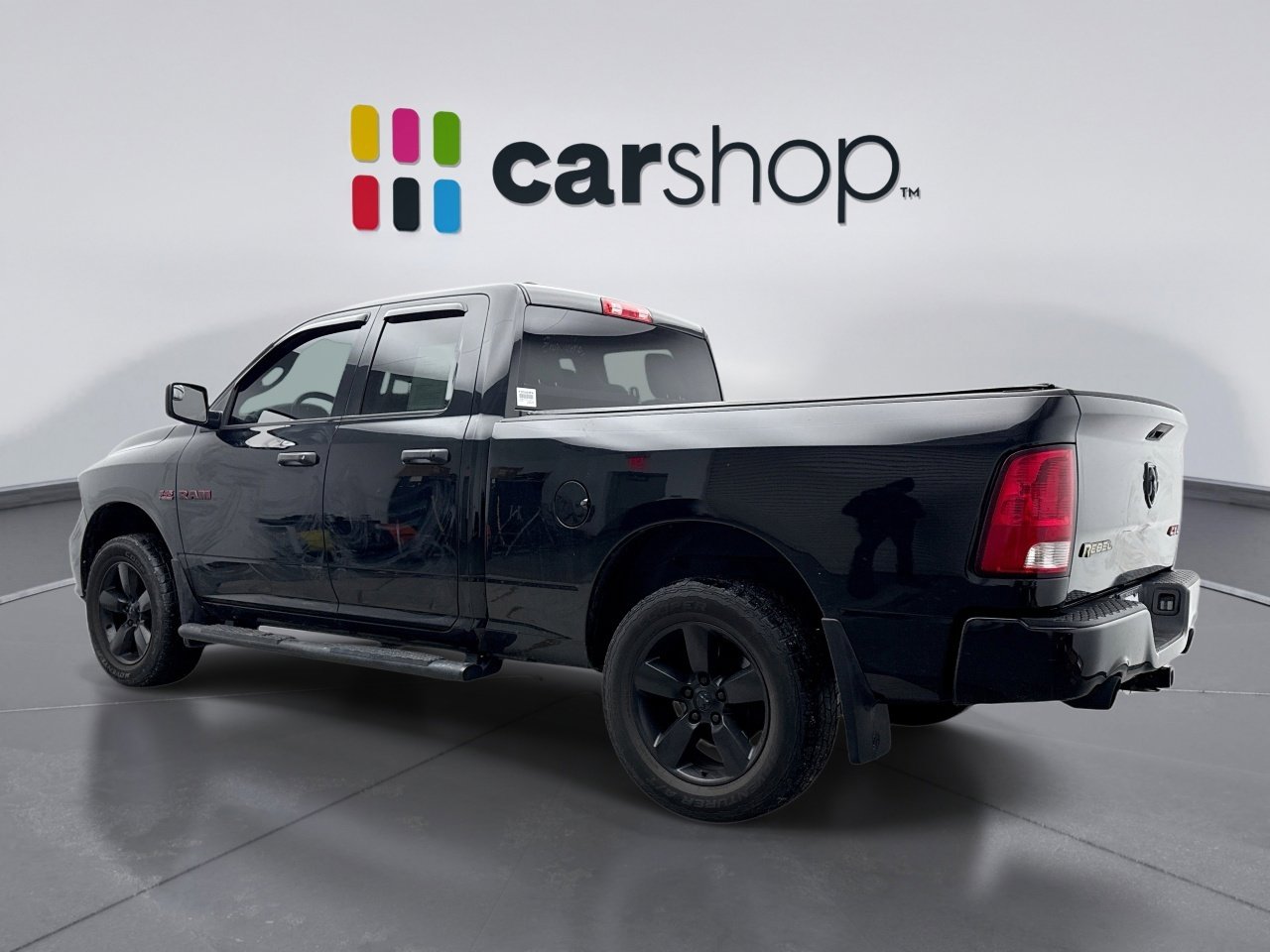 Used 2018 RAM 1500 Express w/ Black Ram 1500 Express Group image 3
