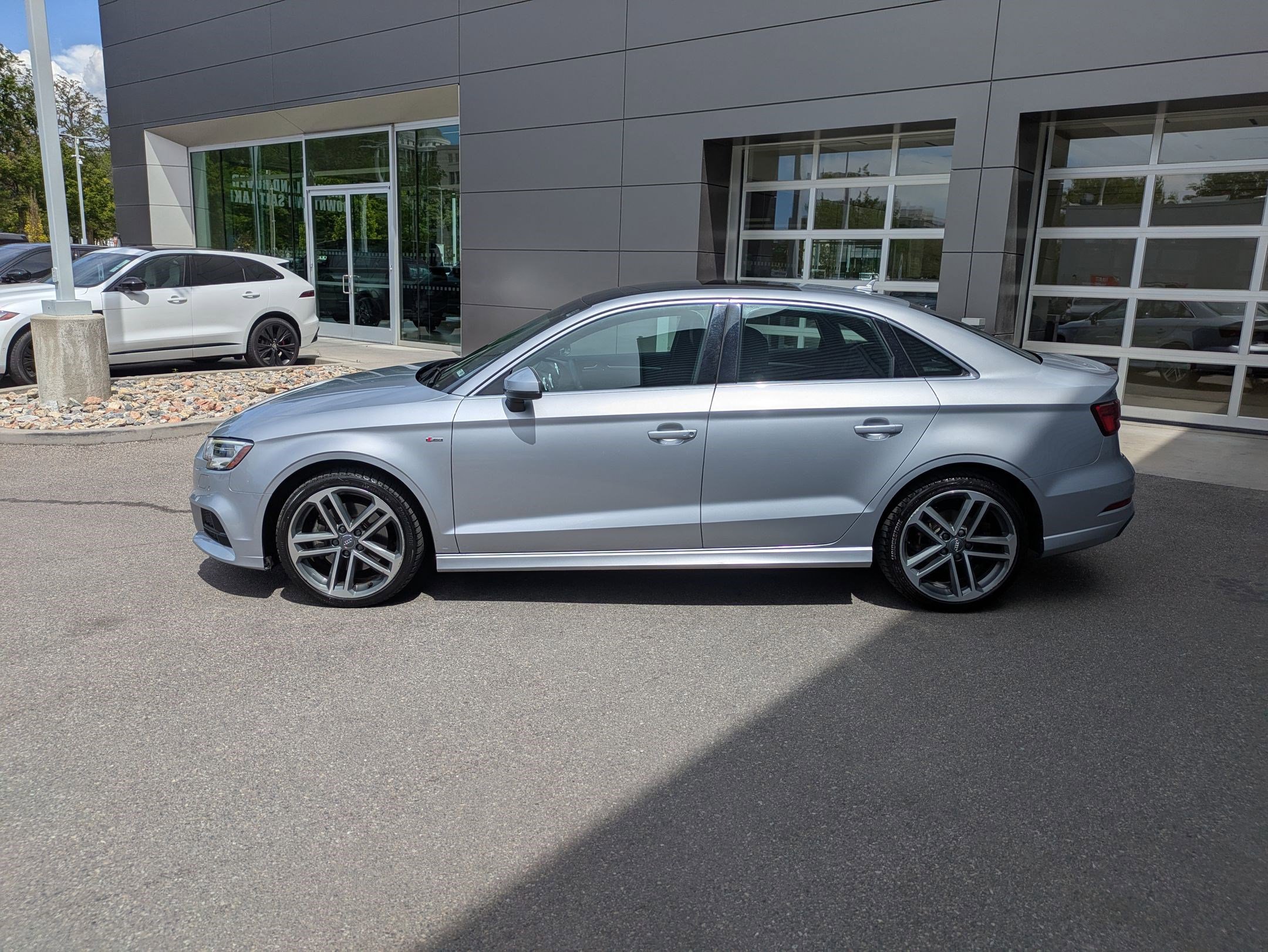 Used 2018 Audi A3 2.0T Premium Plus w/ Premium Plus Package AWD/4WD image 7