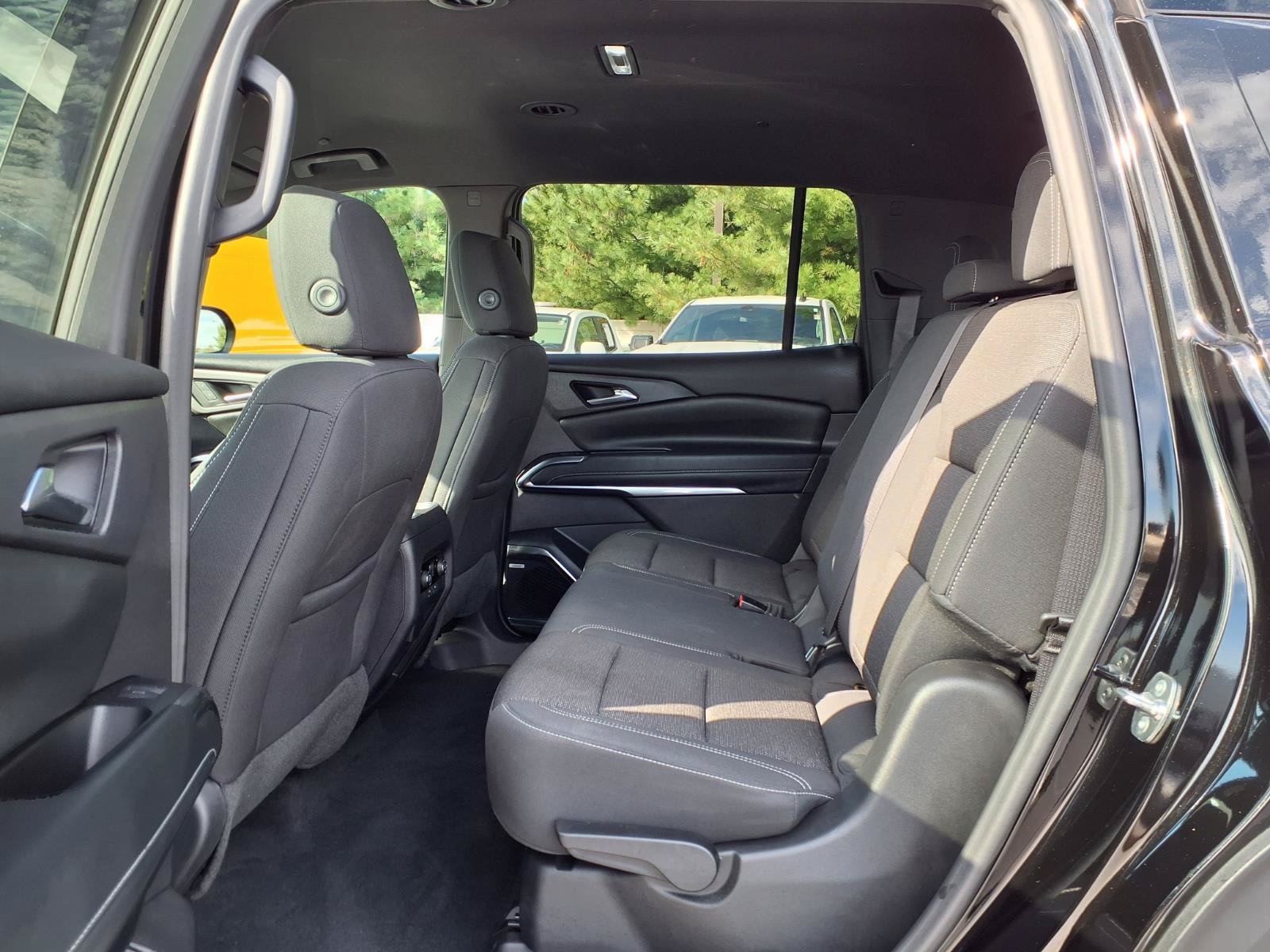 Used 2024 Chevrolet Traverse LT w/ Enhanced Driving Package FWD image 22