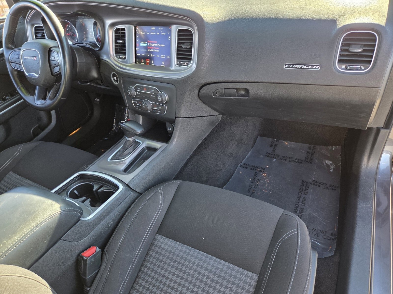 Used 2023 Dodge Charger SXT image 16