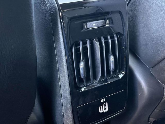 New 2026 Jeep Compass Latitude image 17