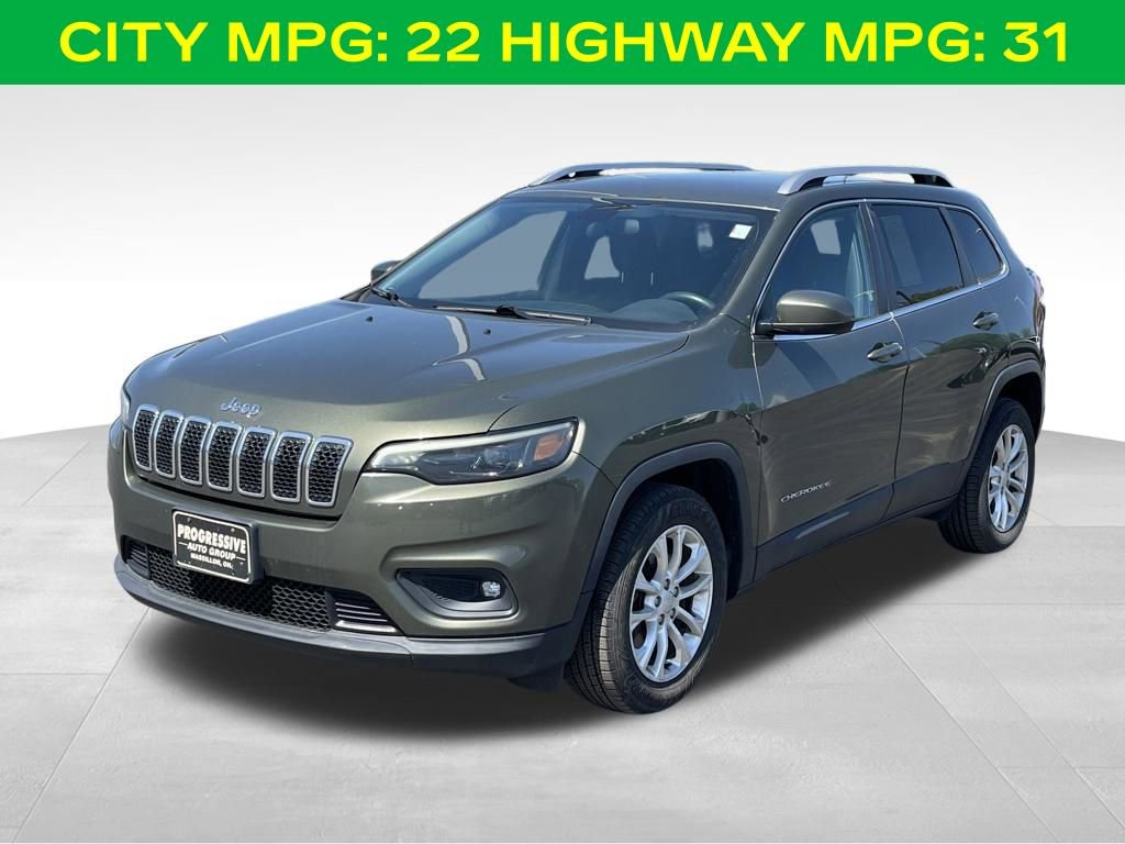 Used 2019 Jeep Cherokee Latitude w/ Popular Appearance Group FWD image 3