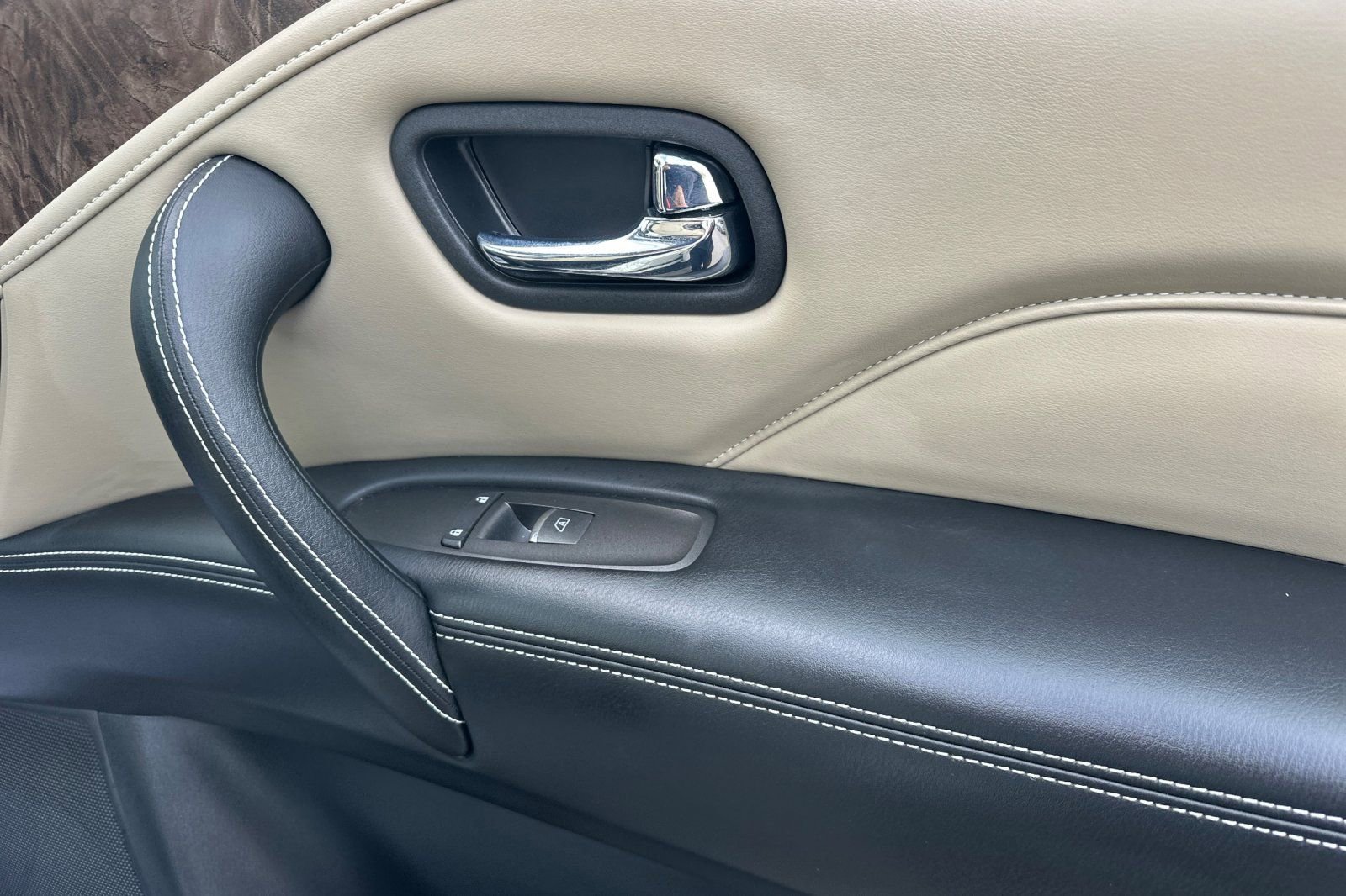 Certified 2023 INFINITI QX80 Premium Select w/ Cargo Package image 22