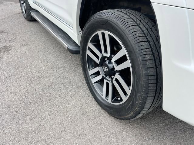 Used 2018 Toyota 4Runner Limited image 32