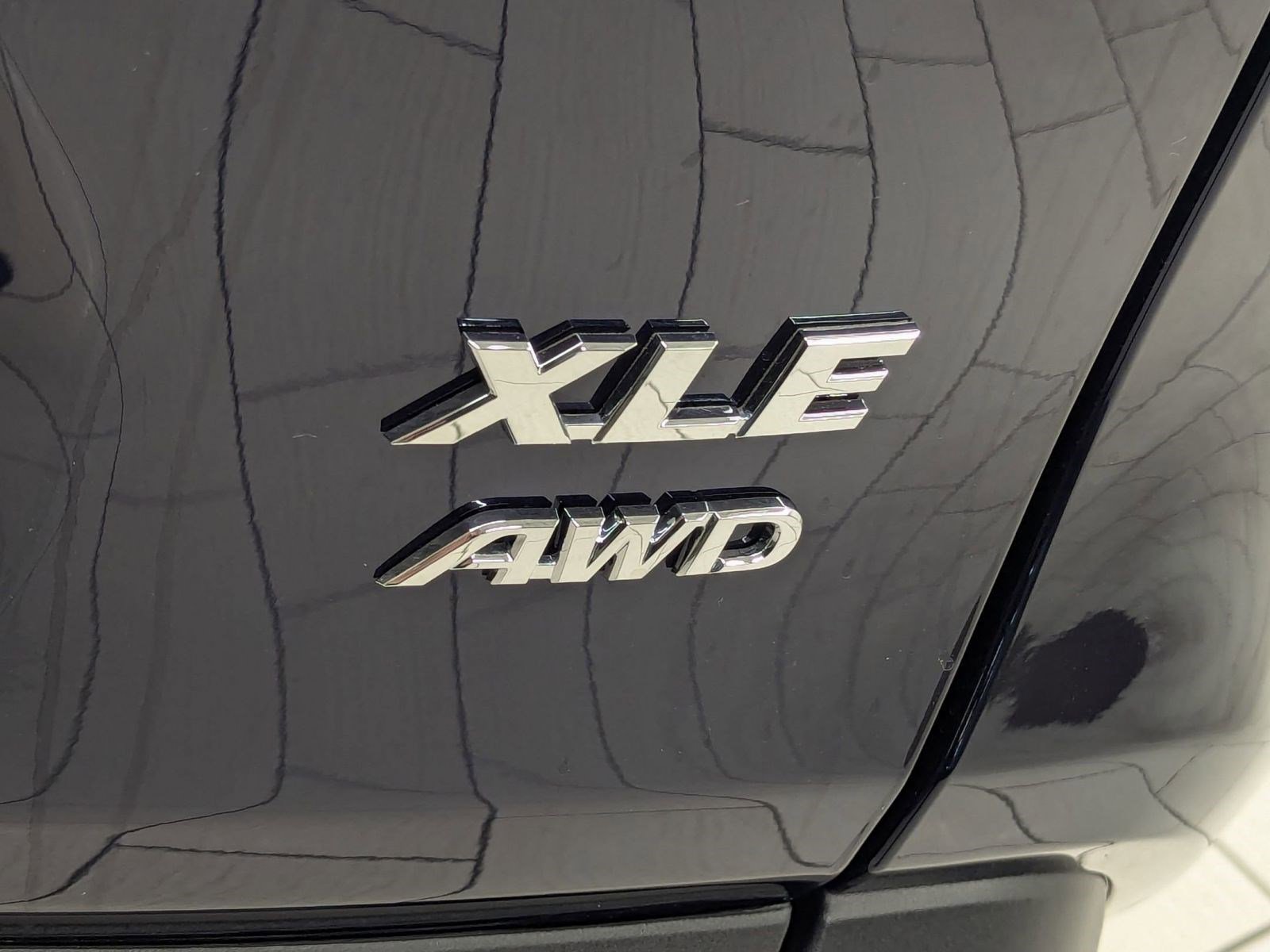 New 2025 Toyota RAV4 XLE image 33