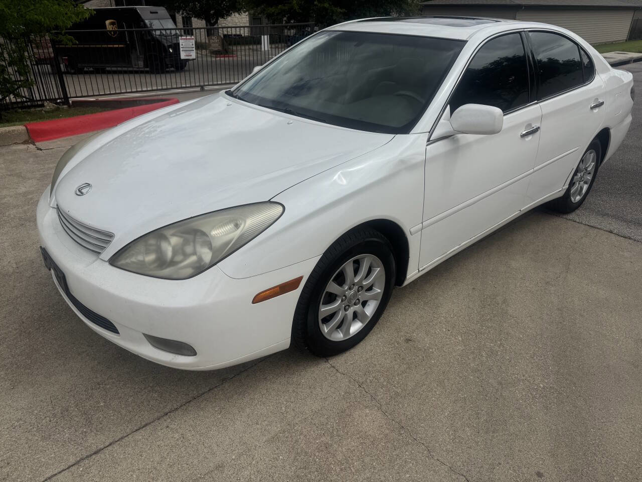 Used 2002 Lexus ES 330 image 8