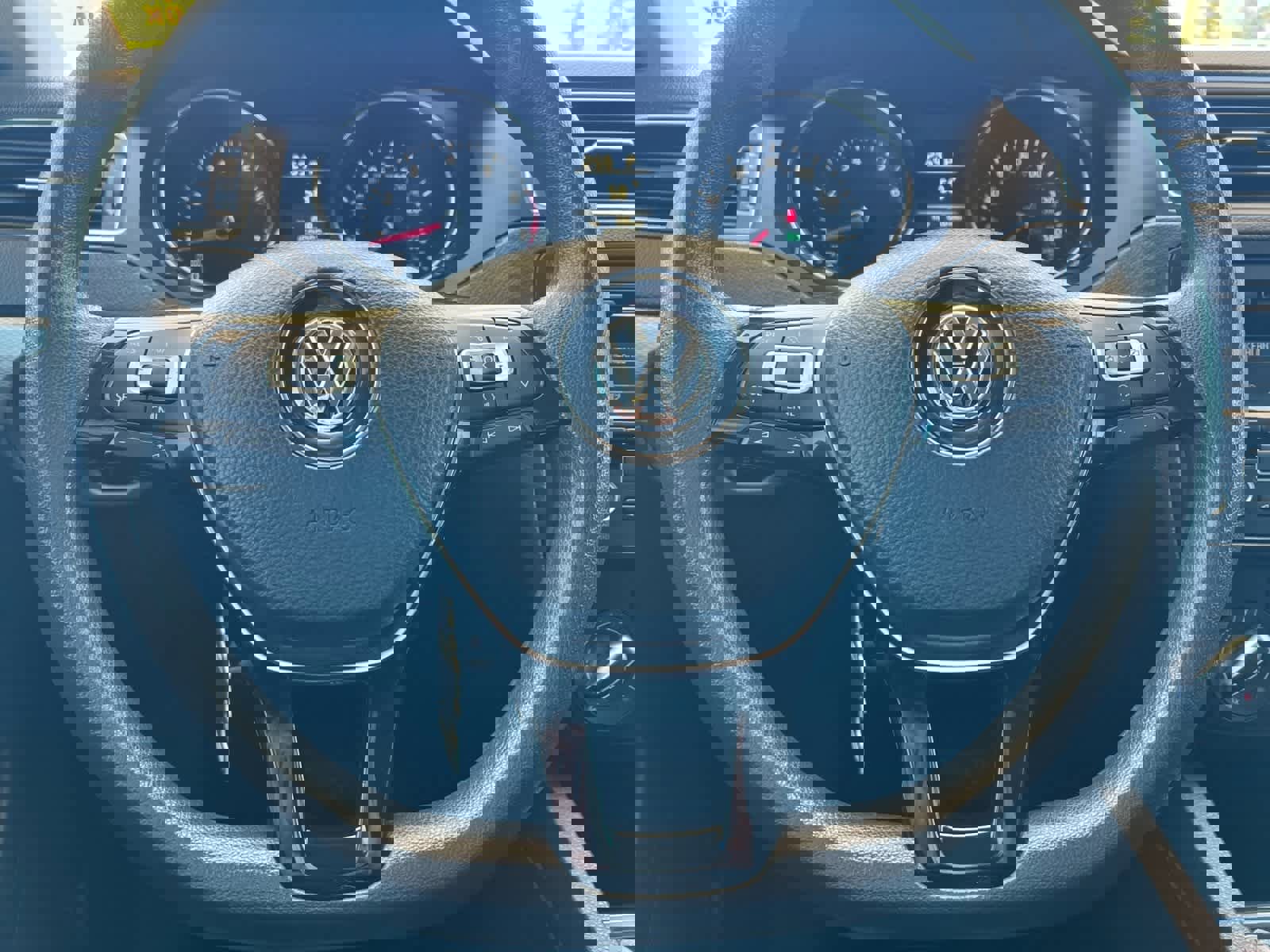 Used 2015 Volkswagen Jetta SE image 22