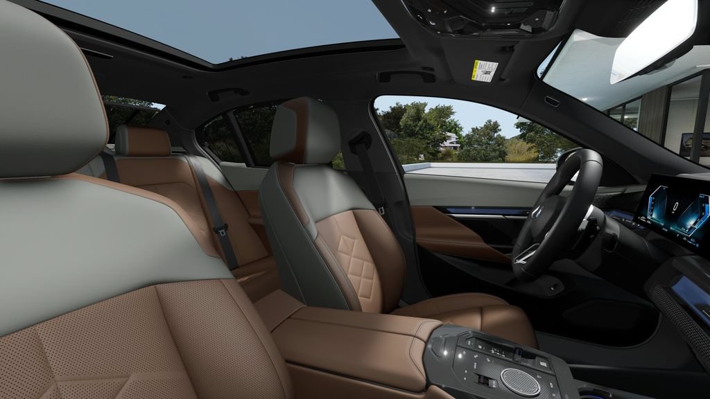 New 2027 BMW 550e xDrive AWD/4WD image 9