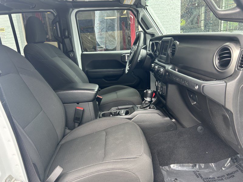 Used 2023 Jeep Wrangler Unlimited Sport AWD/4WD image 9