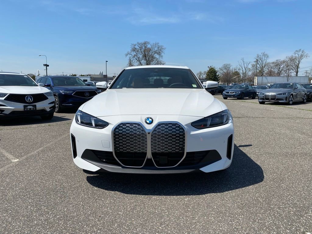 New 2026 BMW i4 xDrive40i AWD/4WD image 2