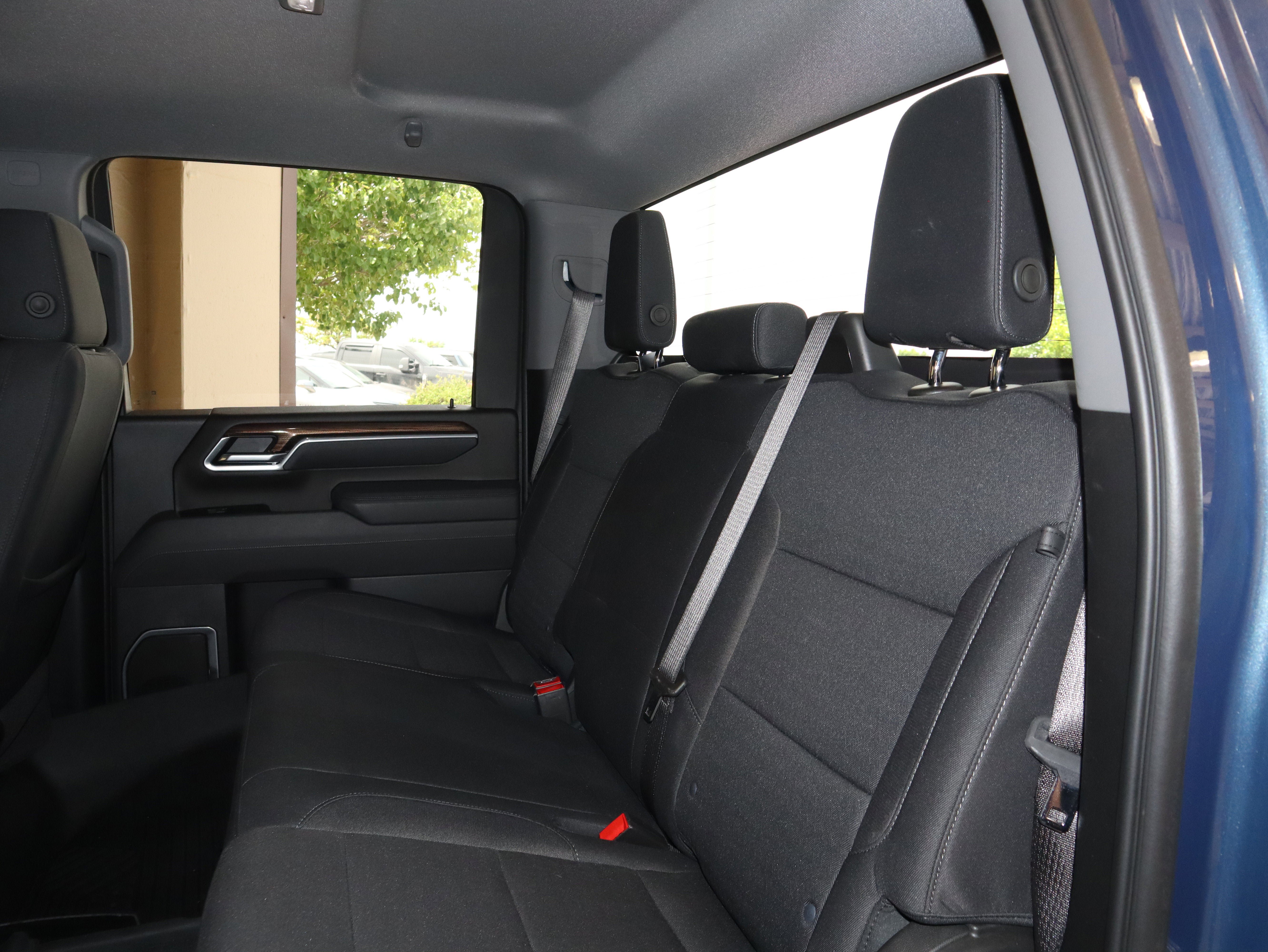 Used 2025 Chevrolet Silverado 2500 LT w/ Trail Boss Package AWD/4WD image 37