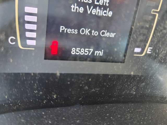 Used 2019 Jeep Cherokee Latitude Plus w/ Comfort/Convenience Group FWD image 27
