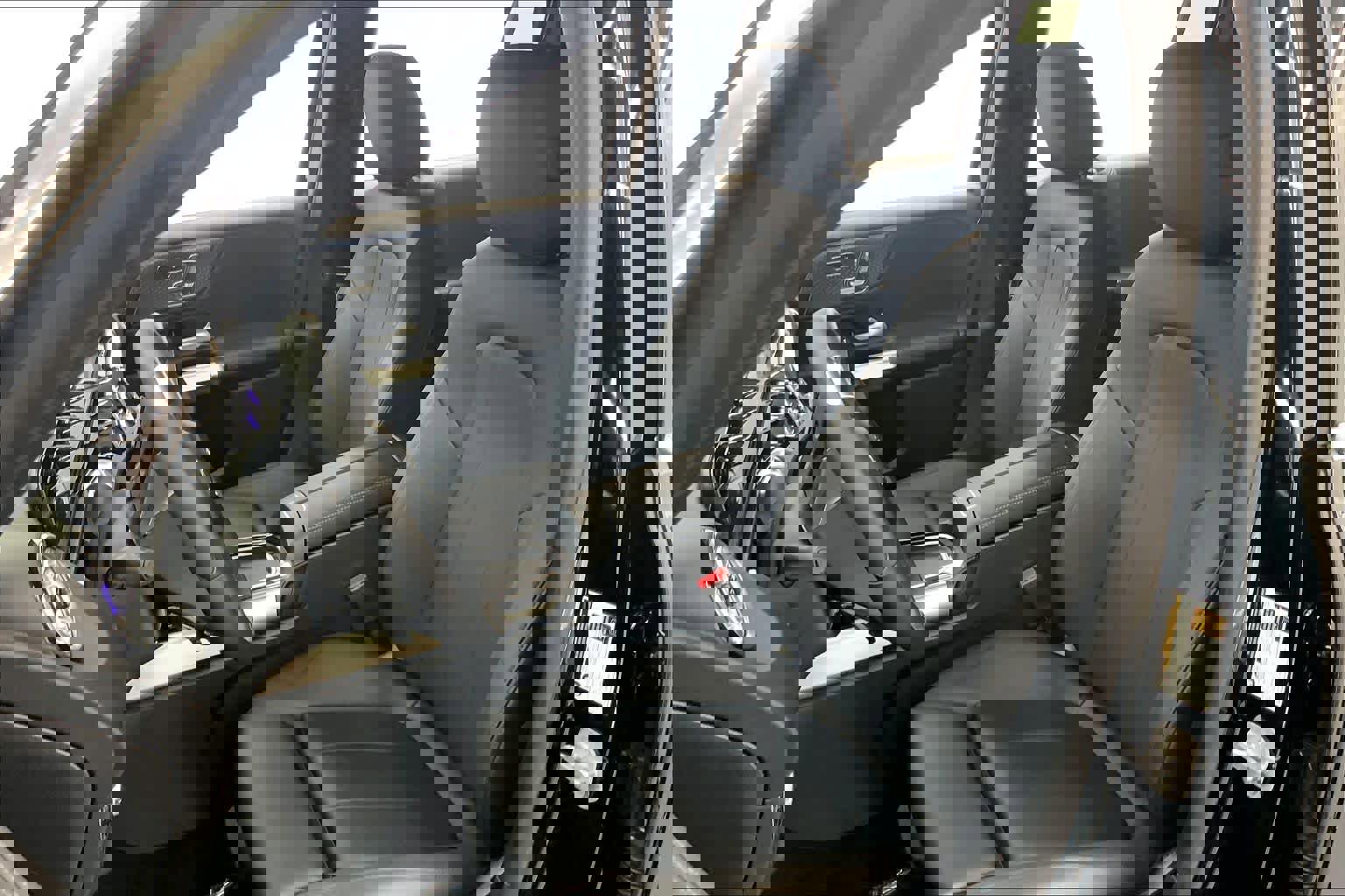 Used 2025 Mercedes-Benz GLB 250 image 22