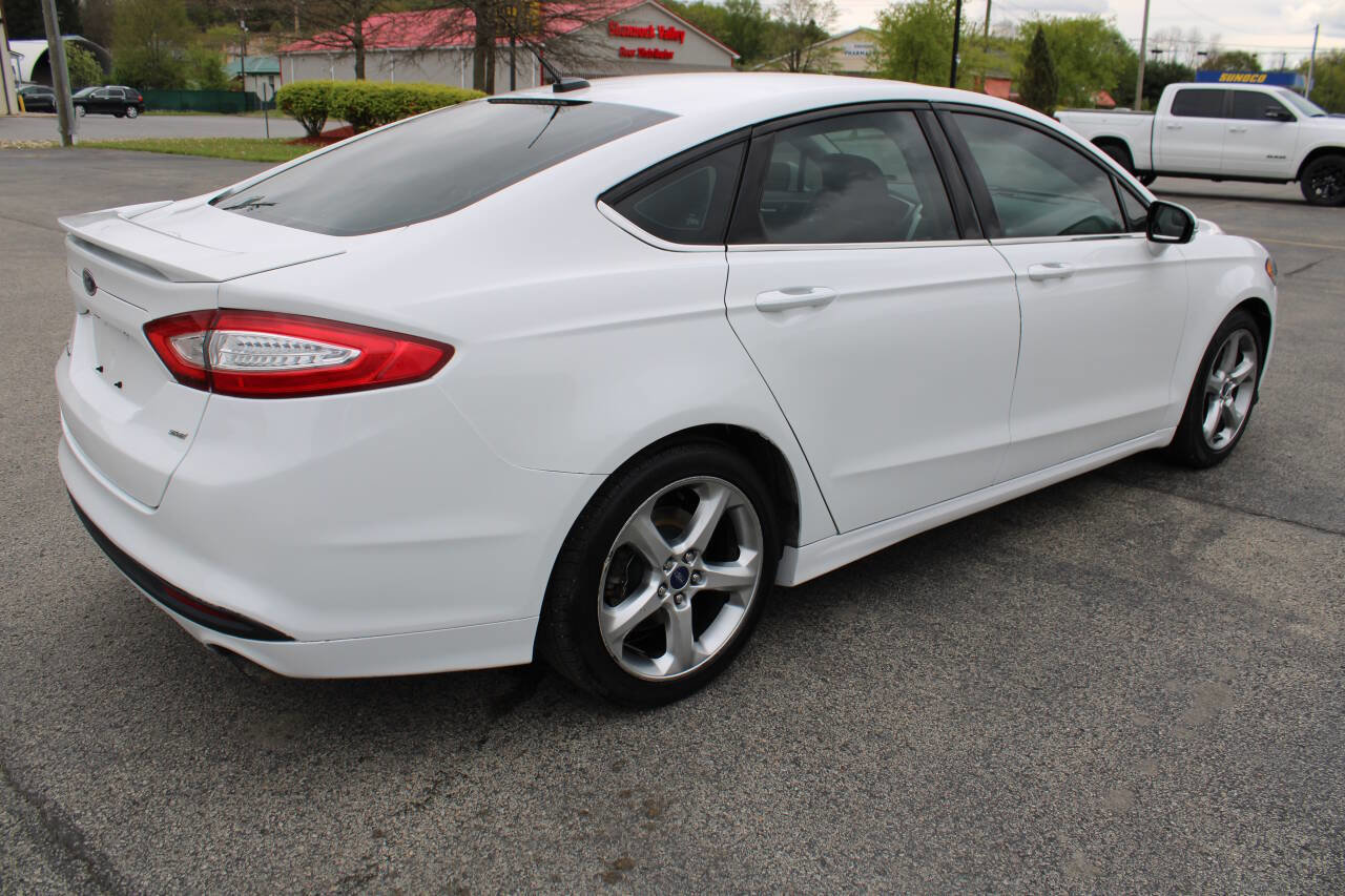 Used 2015 Ford Fusion SE w/ Equipment Group 201A FWD image 5