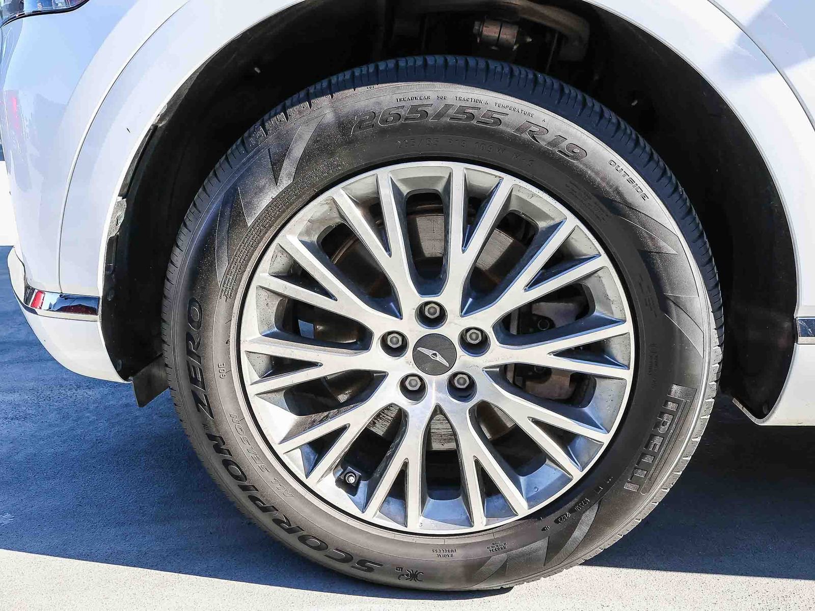 Used 2024 Genesis GV80 2.5T image 9