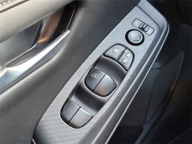 Certified 2025 Nissan Sentra SV image 20