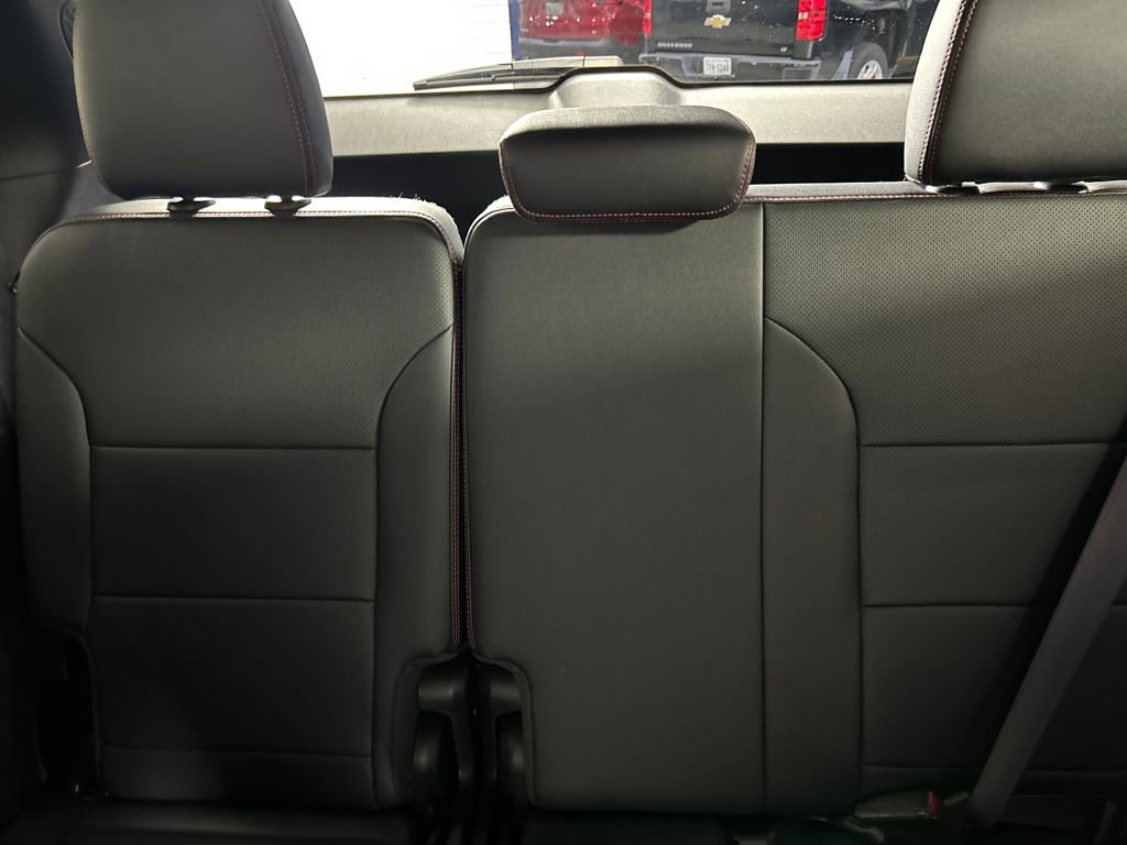 Certified 2025 Chevrolet Traverse RS w/ LPO, Floor Liner Package image 28