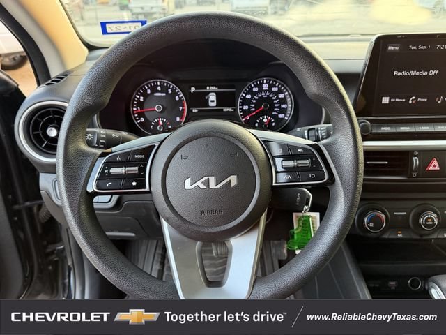 Used 2023 Kia Forte LX FWD image 13