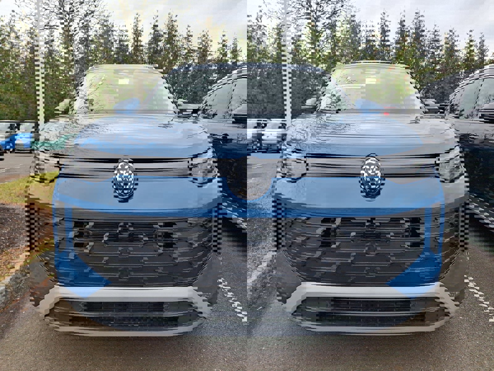 New 2026 Volkswagen Tiguan SE image 2