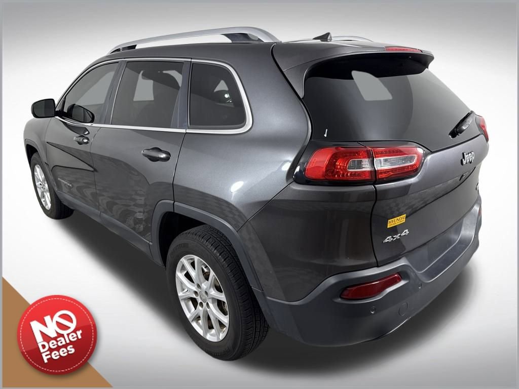 Used 2017 Jeep Cherokee Latitude w/ Comfort/Convenience Group image 6