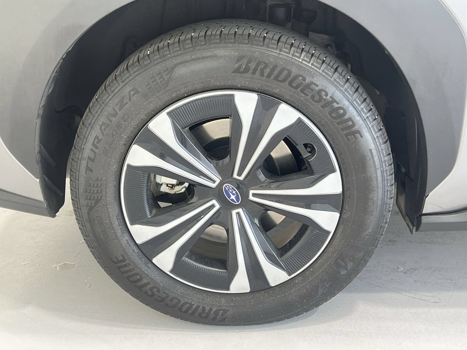 Used 2025 Subaru Solterra w/ Premium Package AWD/4WD image 10