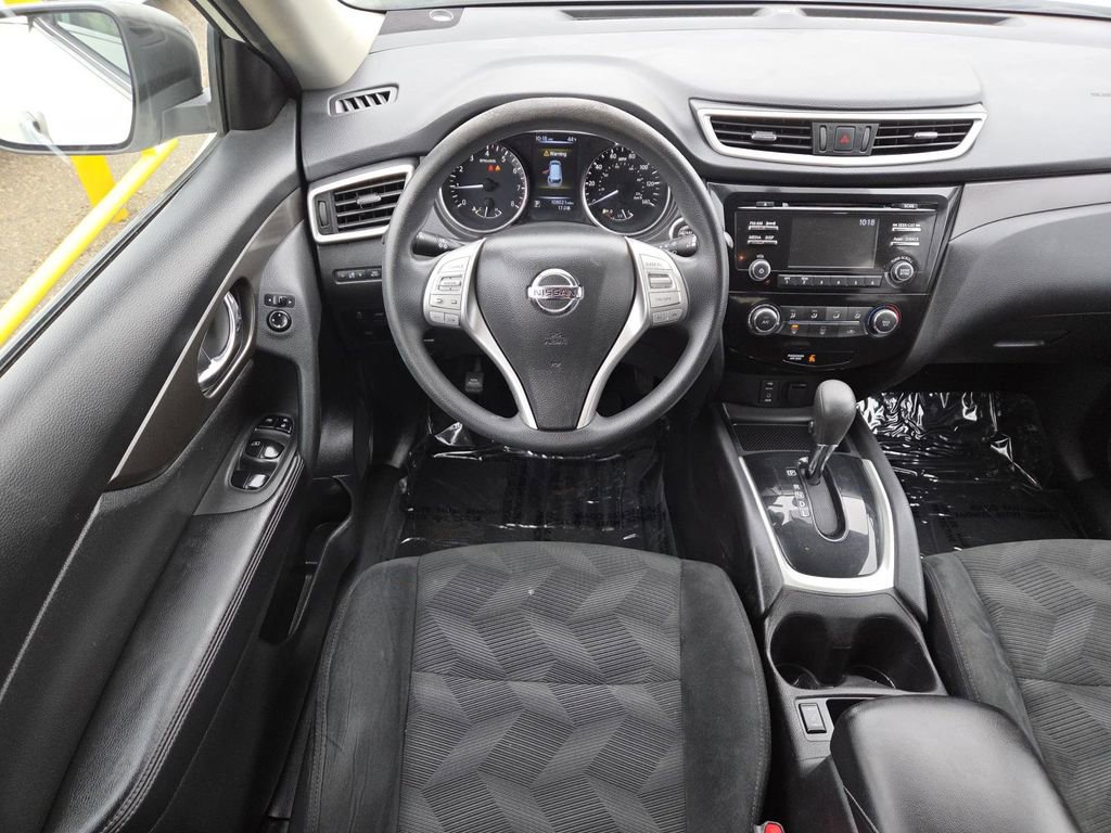 Used 2016 Nissan Rogue SV image 20