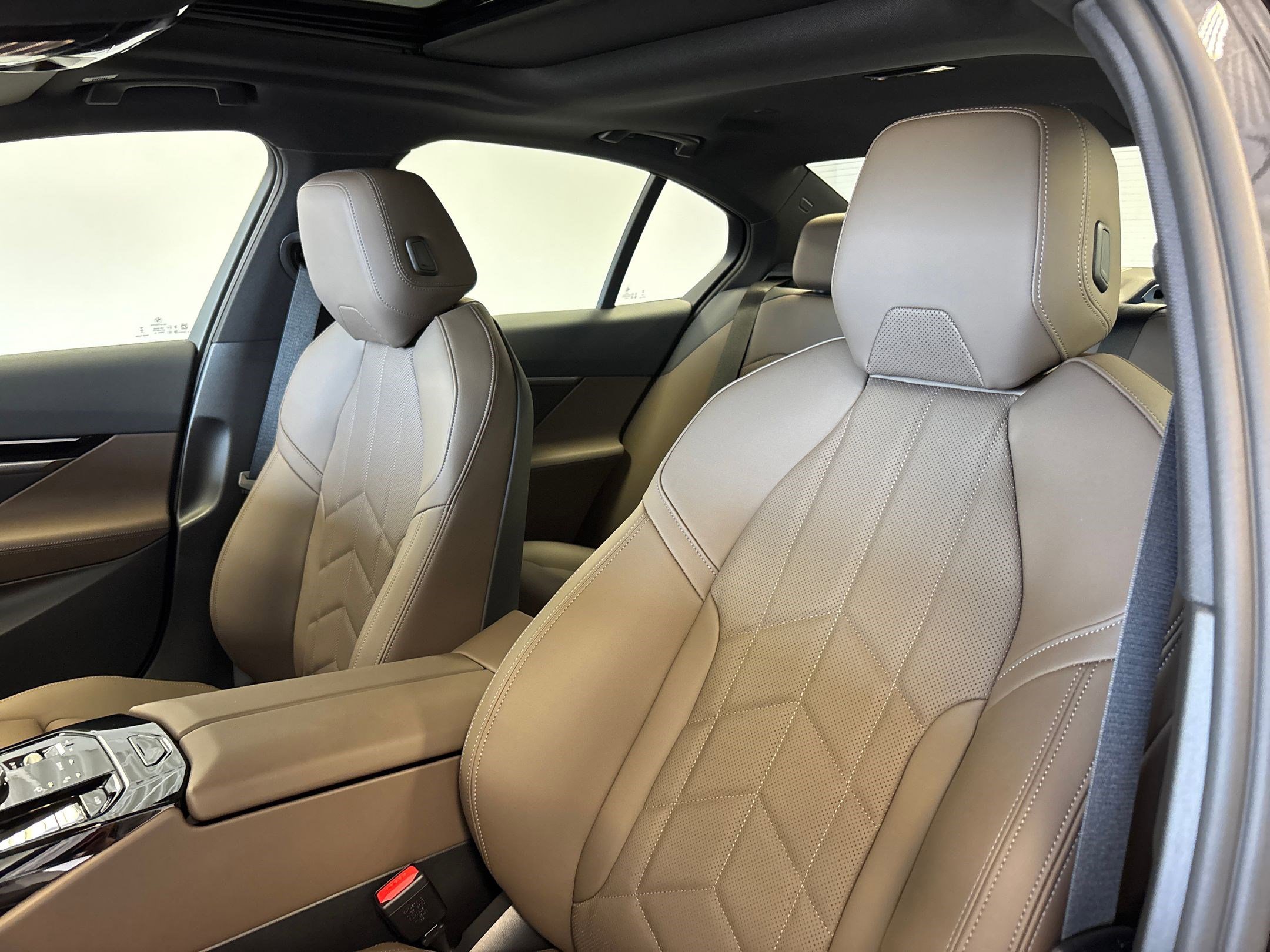 New 2026 BMW 530i image 28