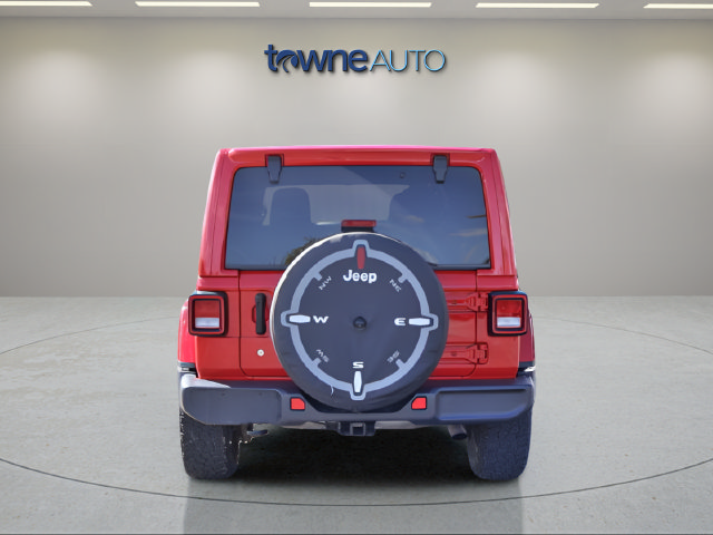 Used 2020 Jeep Wrangler Unlimited Sahara w/ Uconnect 4C Nav & Sound Group AWD/4WD image 4