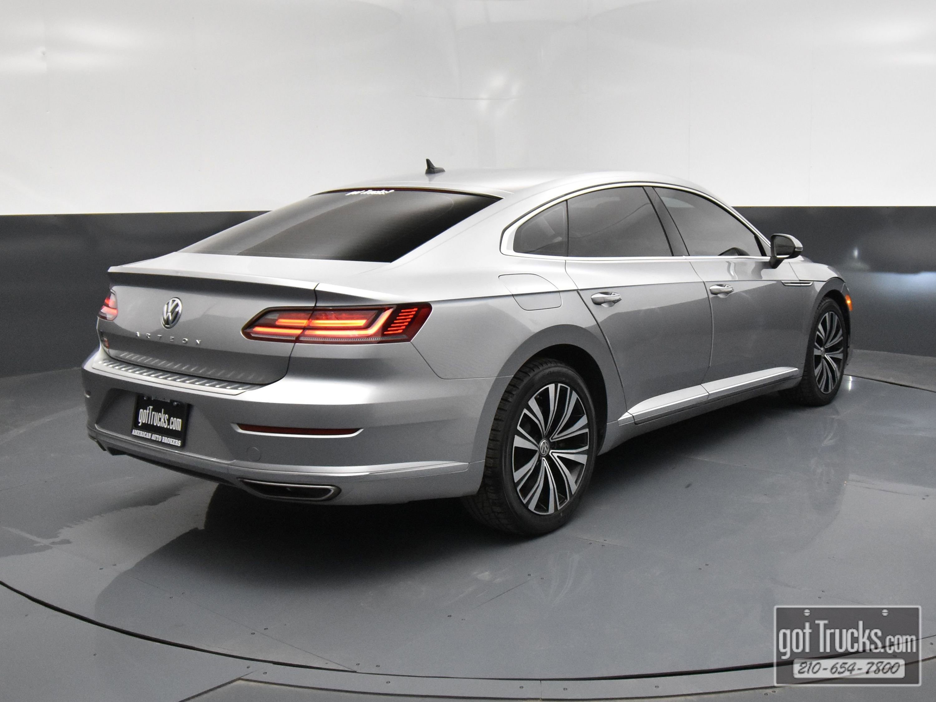 Used 2019 Volkswagen Arteon SE image 44