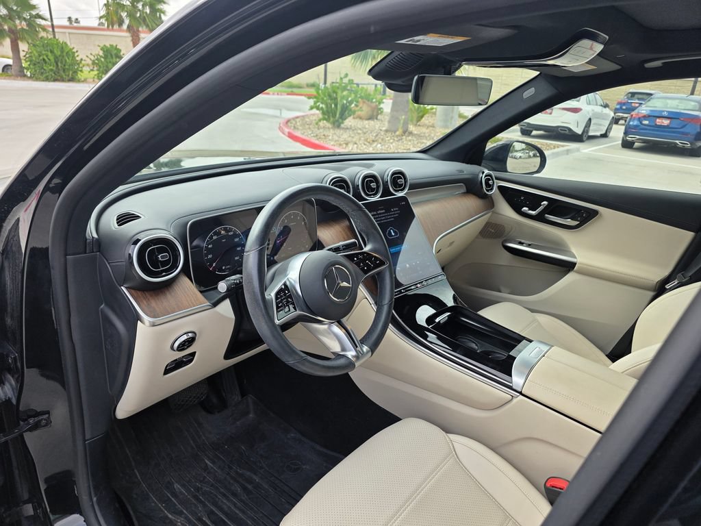 Used 2024 Mercedes-Benz GLC 300 4MATIC image 10