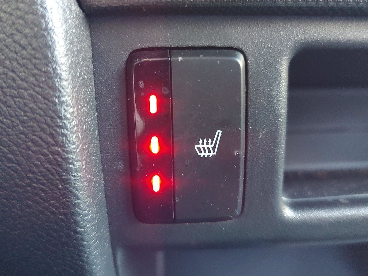 Used 2023 Honda Passport TrailSport image 13