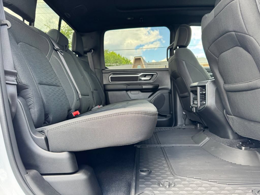New 2026 RAM 1500 Big Horn AWD/4WD image 13