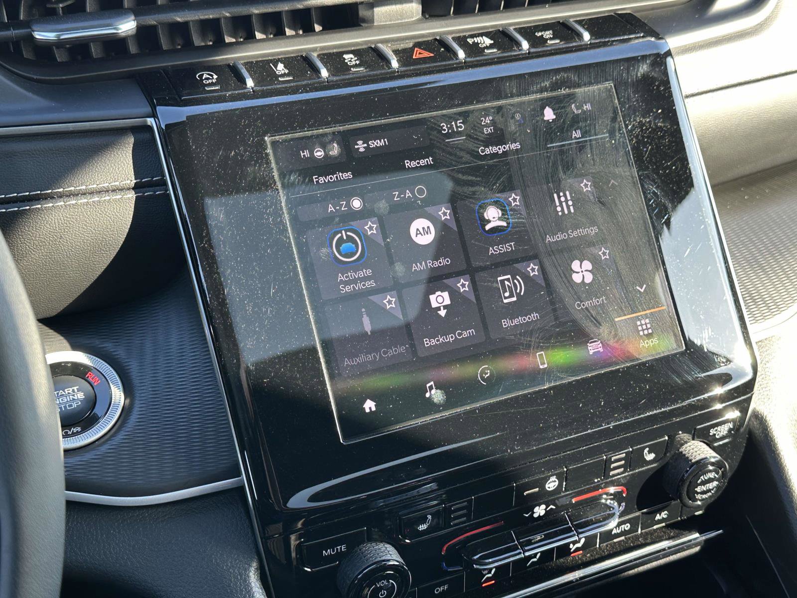 Used 2024 Jeep Grand Cherokee Altitude image 24