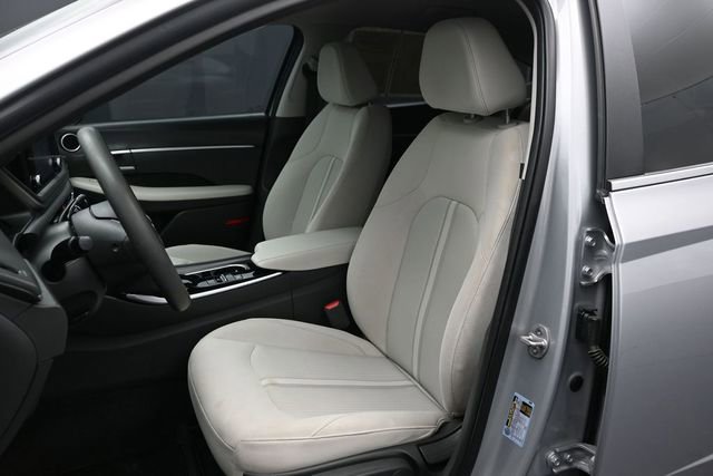 Used 2023 Hyundai Sonata SE FWD image 5