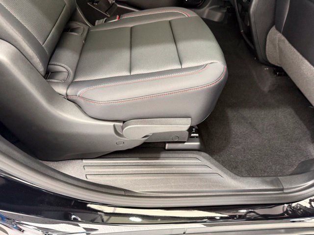 New 2026 Chevrolet Traverse Z71 w/ Enhanced Driving Package AWD/4WD image 33