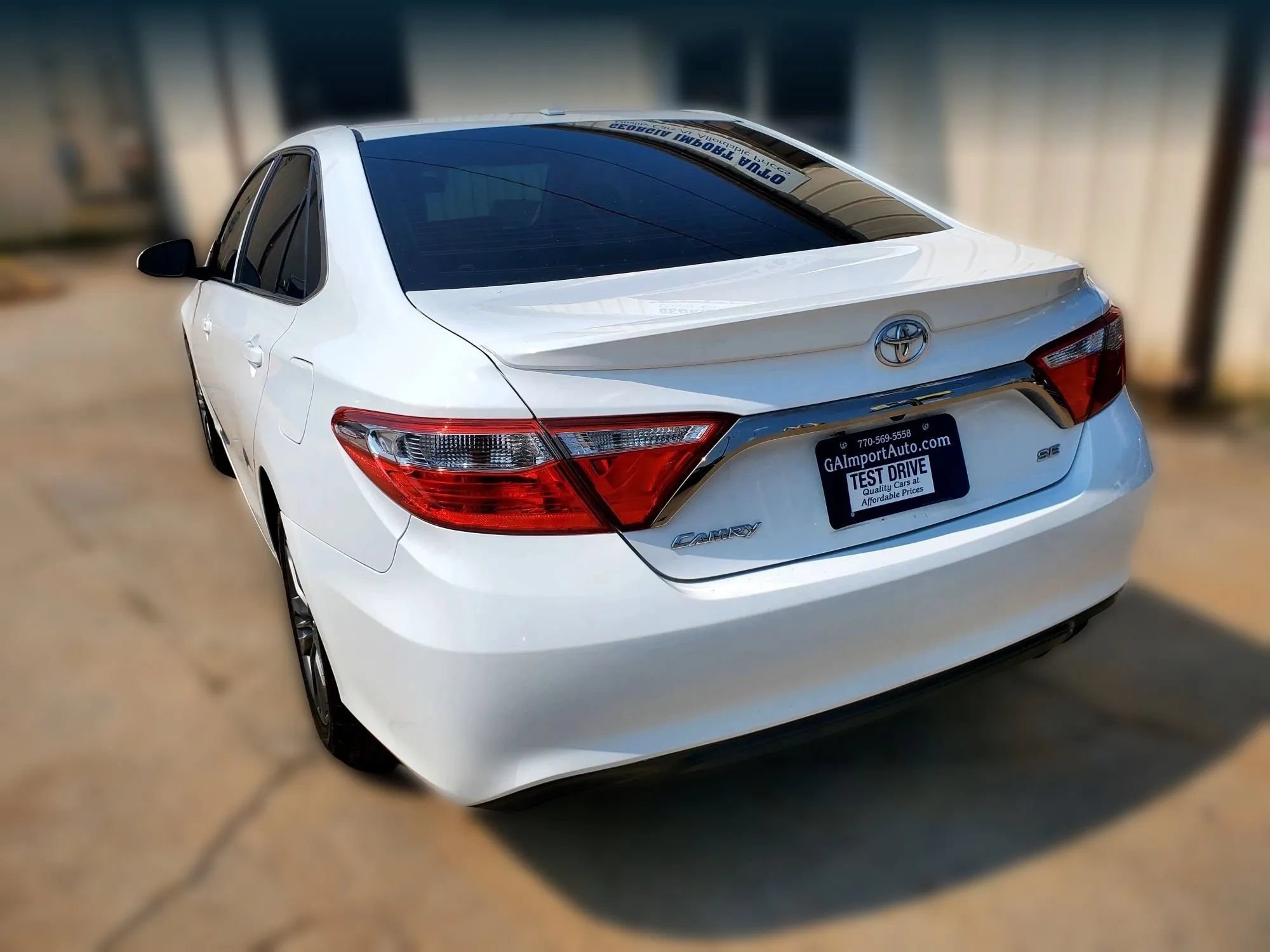 Used 2017 Toyota Camry SE FWD image 6
