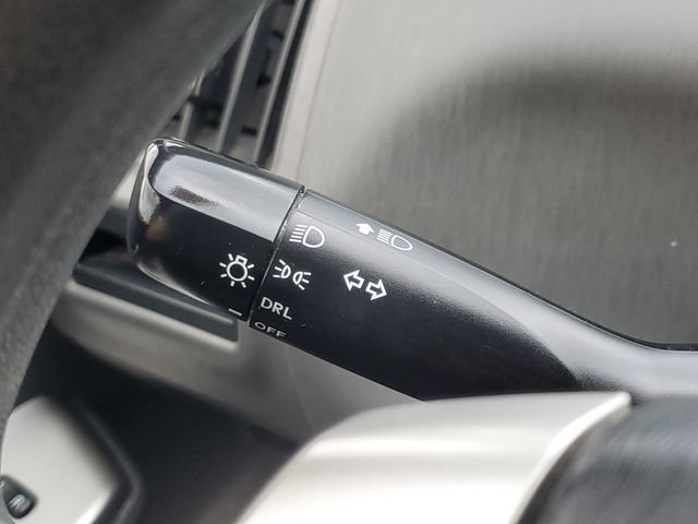 Used 2014 Toyota Prius V Three FWD image 10