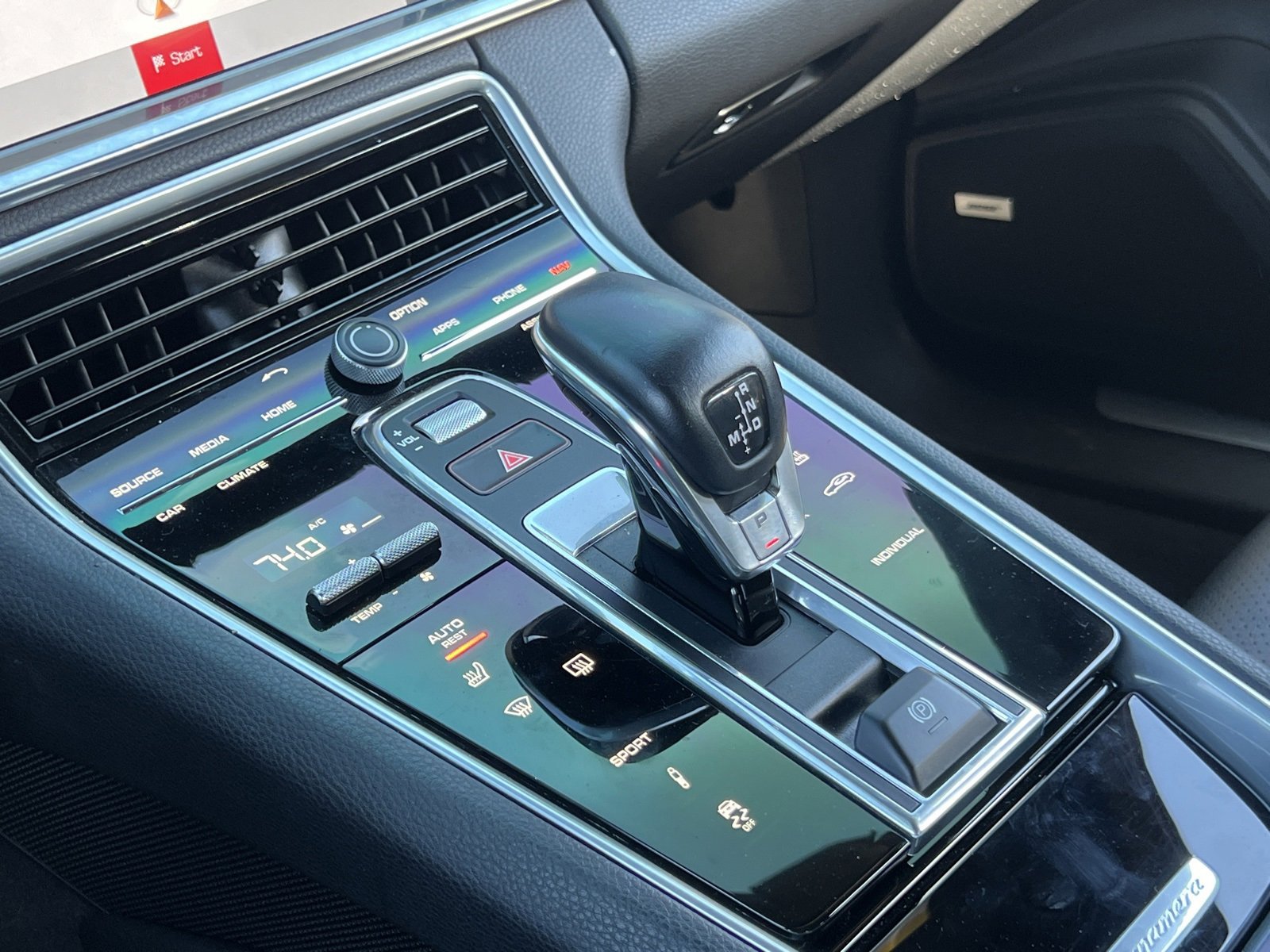 Certified 2020 Porsche Panamera Edition image 26